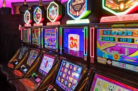 Dashboard loyalitas liga bandot menampilkan tier pemain, poin cashback, dan ringkasan penawaran mingguan